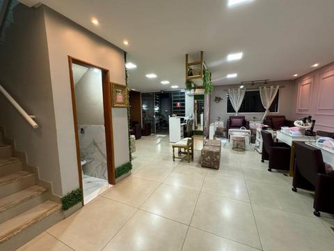 Sobrado Comercial à venda em Goiânia, Setor Sudoeste, com 3 quartos, com 260 m²