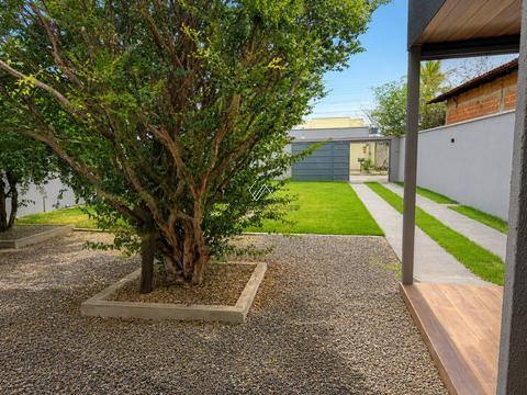 Casa à venda em Goiânia, Residencial Itaipu, com 4 quartos, com 100 m²