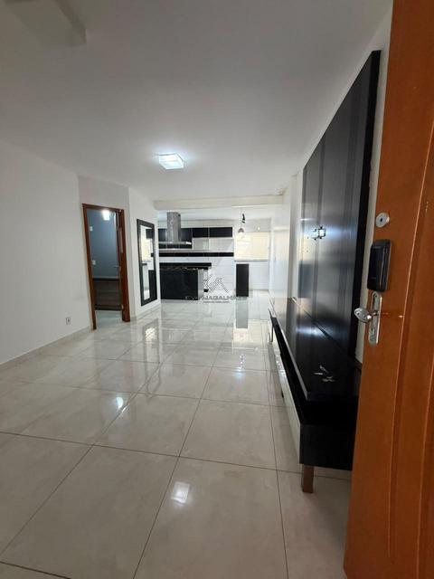 Casa para alugar em Goiânia, Fazenda Santa Rita - Conjunto Residencial Alto Oriente, com 3 quartos